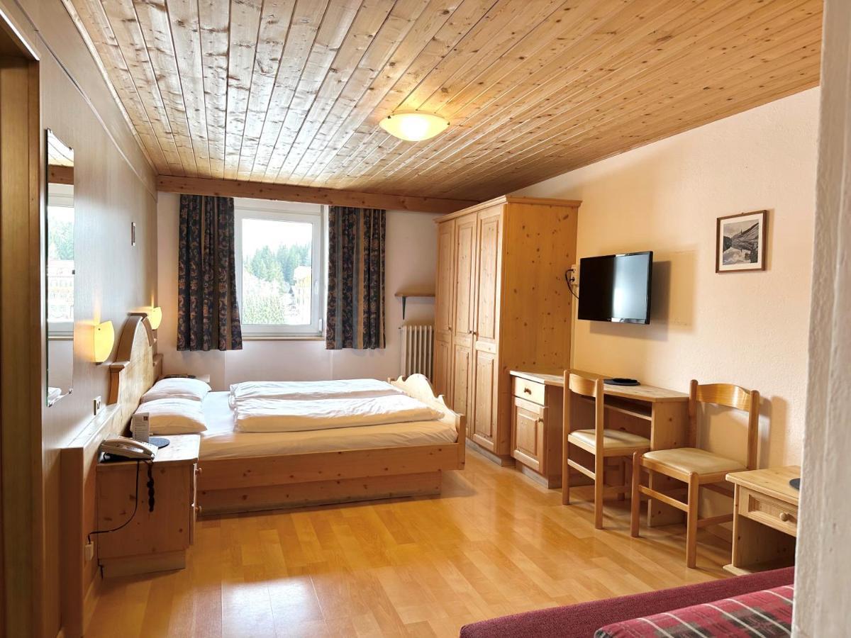 Apparthotel Germania Dobbiaco Esterno foto