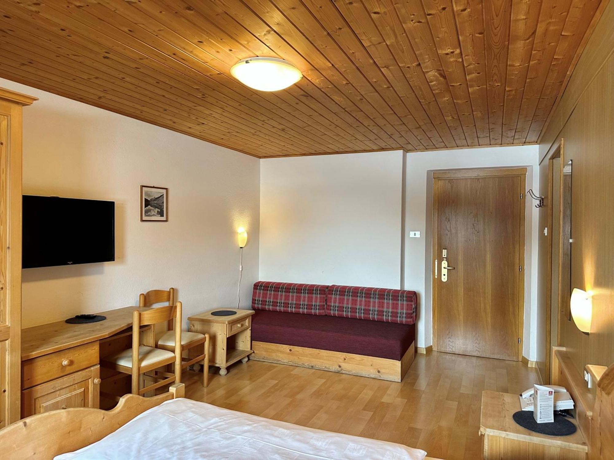 Apparthotel Germania Dobbiaco Esterno foto