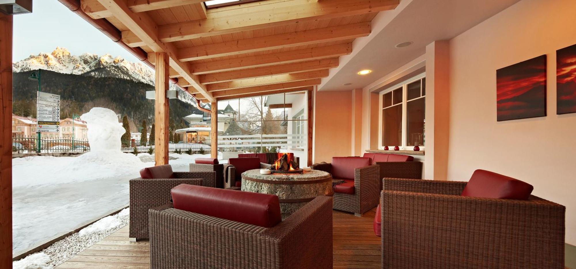 Apparthotel Germania Dobbiaco Esterno foto